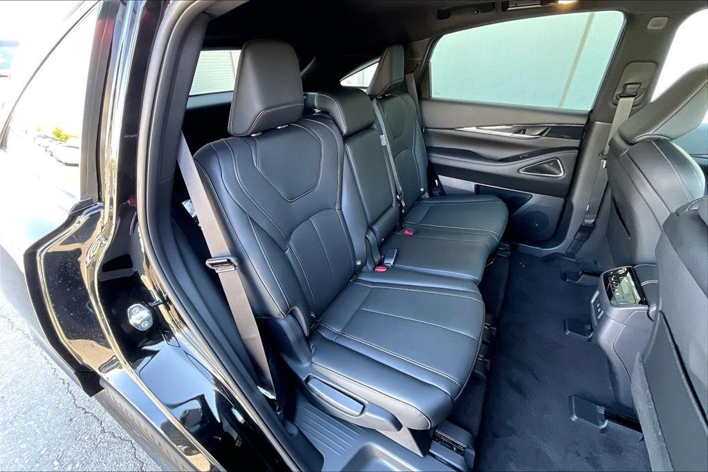 New 2027 INFINITI QX65 Sport w/ Cargo Package AWD/4WD image 10