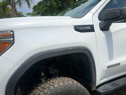 Used 2020 GMC Sierra 1500 Elevation w/ Elevation Value Package AWD/4WD image 4