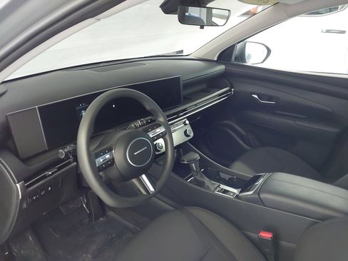 Used 2025 Hyundai Tucson SEL image 2