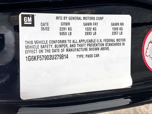 Used 2002 Cadillac De Ville DTS w/ Premium Equipment Pkg image 31