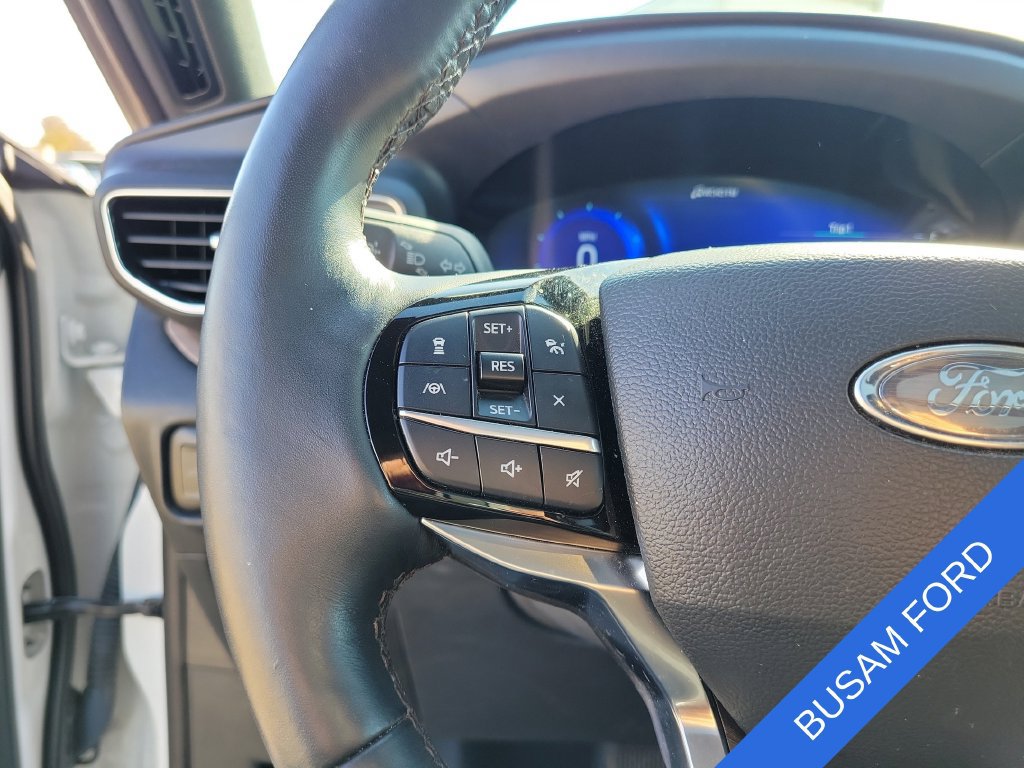 Used 2023 Ford Explorer Platinum w/ Technology Package AWD/4WD image 19