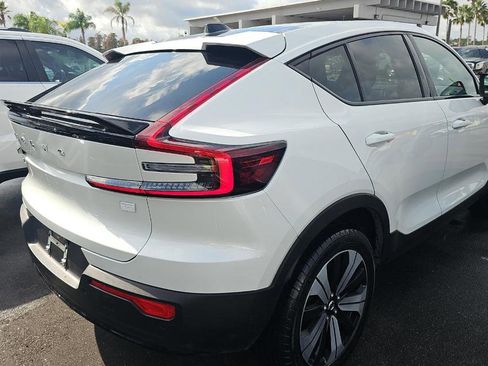 Used 2023 Volvo C40 P8 Recharge Plus image 5