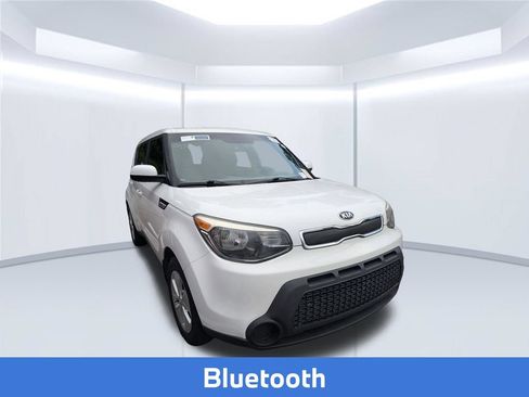 Used 2016 Kia Soul FWD image 3