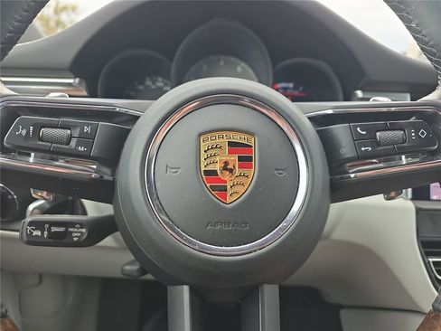 Used 2023 Porsche Macan S image 21