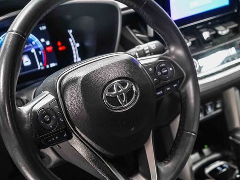 Certified 2024 Toyota Corolla Cross XLE FWD image 20