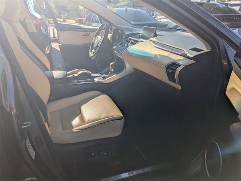 Used 2015 Lexus NX 200t FWD image 40