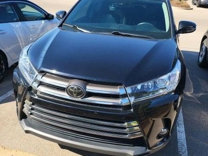 Used 2018 Toyota Highlander Limited