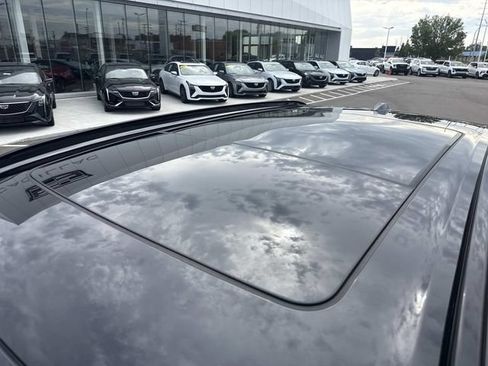 Used 2024 BMW X5 xDrive40i w/ M Sport Package AWD/4WD image 13