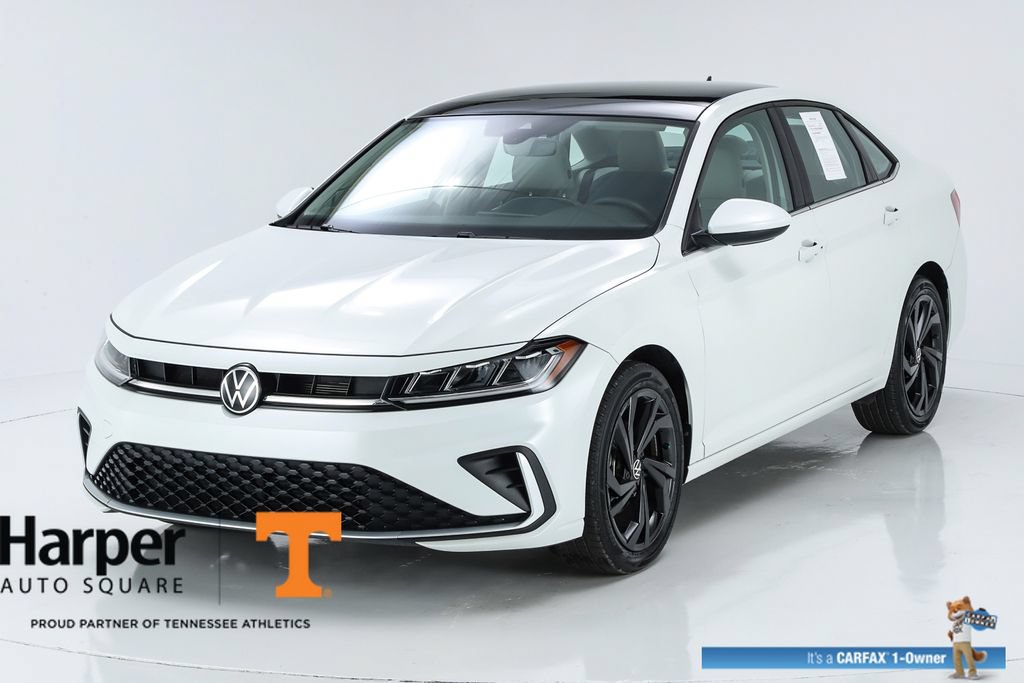 Used 2025 Volkswagen Jetta SE w/ Sunroof Package FWD image 37