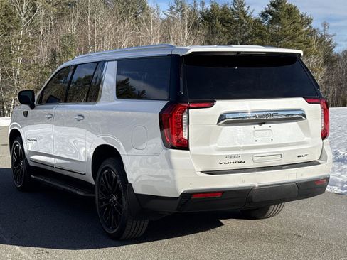 Used 2024 GMC Yukon XL SLT image 9