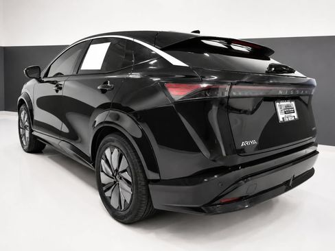 Used 2023 Nissan Ariya FWD image 3