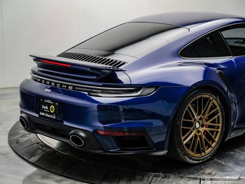 Used 2021 Porsche 911 Turbo image 23