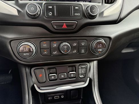 Used 2020 GMC Terrain SLT w/ Preferred Package FWD image 35