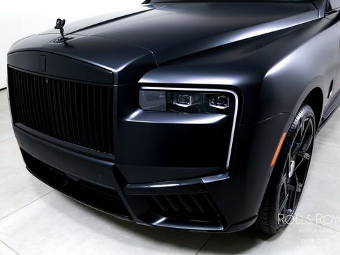 Used 2026 Rolls-Royce Cullinan AWD/4WD image 39