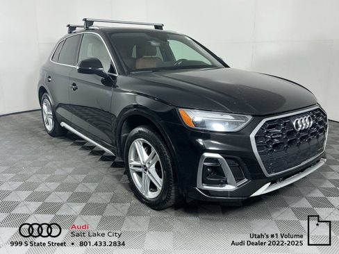 Used 2022 Audi Q5 e Premium w/ Convenience Package AWD/4WD image 1