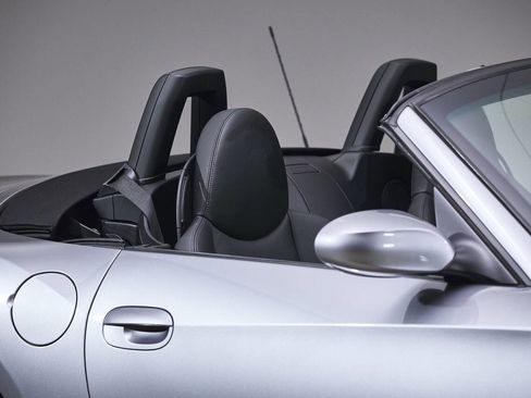 Used 2006 BMW M Roadster Base 2dr Convertible image 37