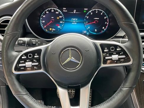 Used 2021 Mercedes-Benz GLC 300 4MATIC image 21