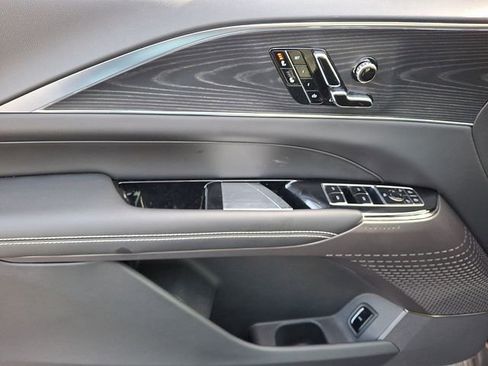 Used 2025 Cadillac Lyriq Sport image 16