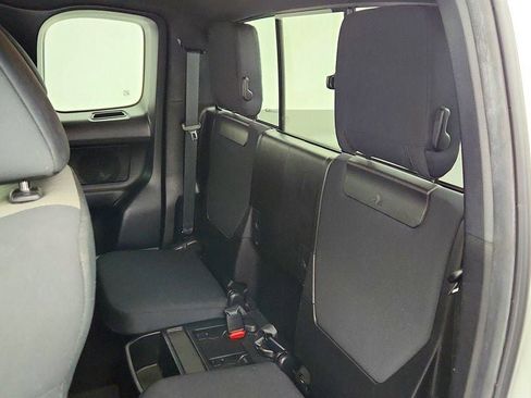 Used 2022 Toyota Tacoma TRD Sport image 19