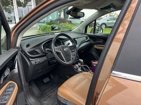 Used 2017 Buick Encore Essence FWD image 6