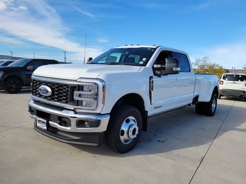 New 2026 Ford F350 Lariat w/ Lariat Ultimate Package image 4