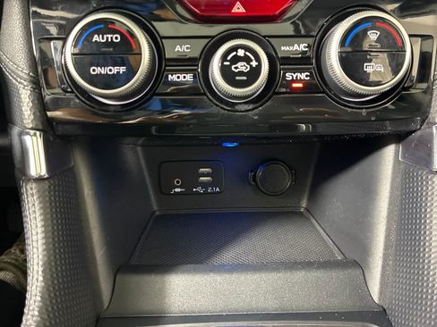 Used 2022 Subaru Forester Touring AWD/4WD image 24