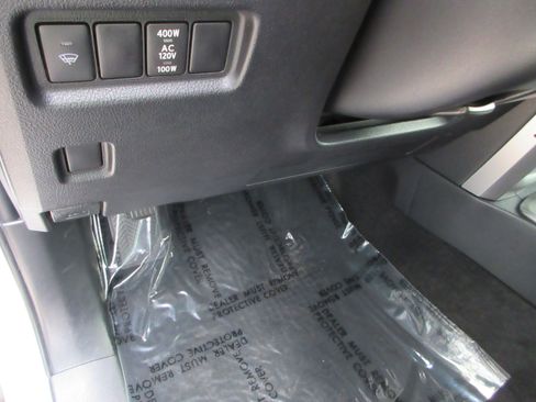 Used 2018 Toyota 4Runner SR5 image 29