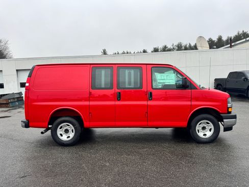 New 2026 Chevrolet Express 2500 w/ Driver Convenience Package image 2