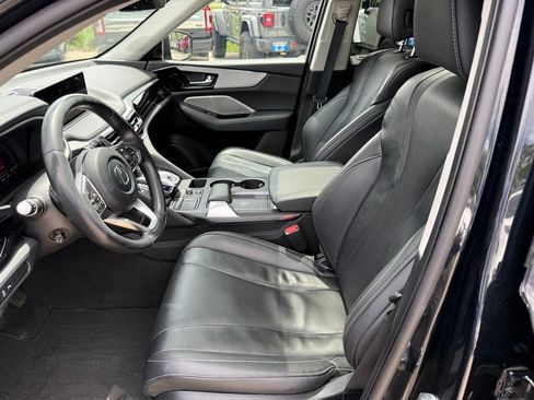Used 2024 Acura MDX SH-AWD w/ Technology Package image 12