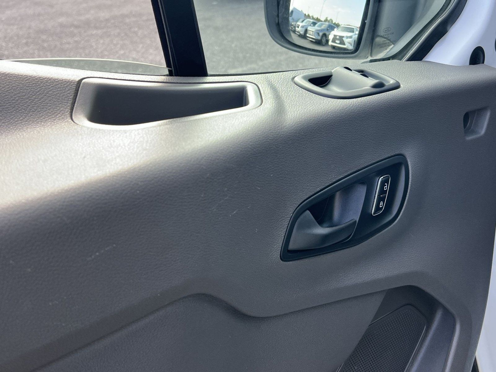 Used 2024 Ford Transit 350 XLT RWD image 14