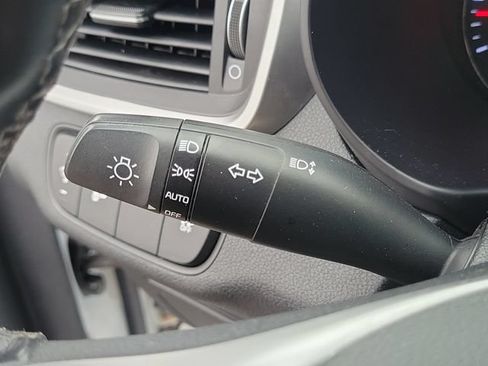 Used 2020 Kia Sorento LX AWD/4WD image 14