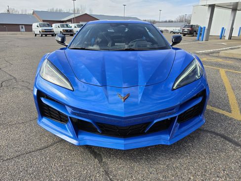 Used 2025 Chevrolet Corvette E-Ray AWD/4WD image 9