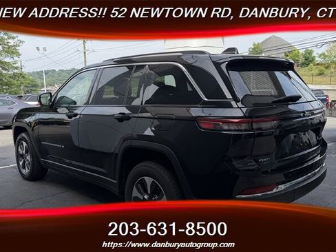 Used 2023 Jeep Grand Cherokee 4WD 4xe image 3