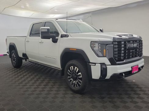 Used 2024 GMC Sierra 3500 Denali Ultimate image 6