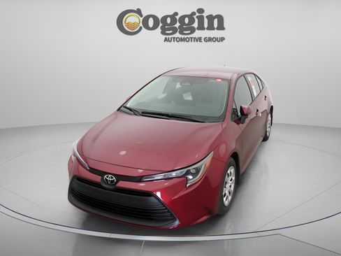New 2026 Toyota Corolla LE FWD image 32