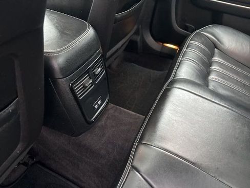 Used 2017 Chrysler 300 S w/ 300S Premium Group image 34