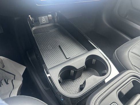 Used 2025 Ford Mustang Mach-E Premium image 20