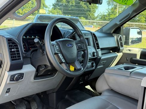 Used 2018 Ford F150 XL w/ Equipment Group 101A Mid RWD image 13