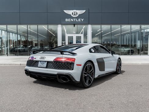 Used 2022 Audi R8 V10 performance image 3