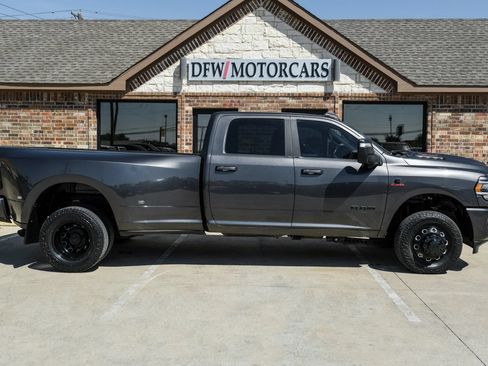 Used 2023 RAM 3500 Laramie AWD/4WD image 11