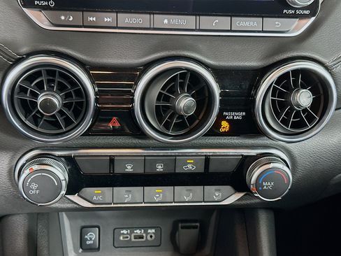 Used 2025 Nissan Sentra SV image 22