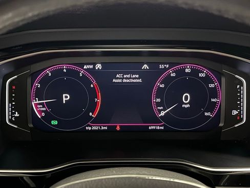 Used 2019 Volkswagen Jetta SEL Premium image 22