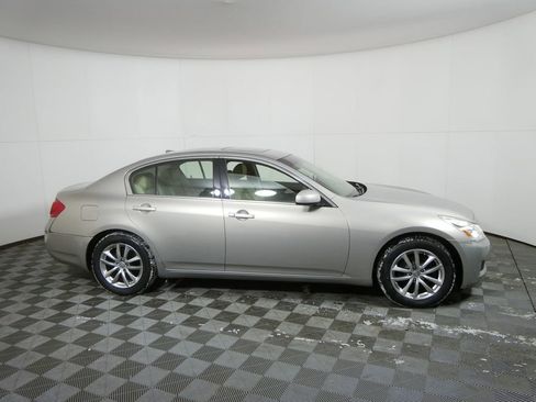 Used 2008 INFINITI G35 x Sedan w/ Premium Pkg image 2