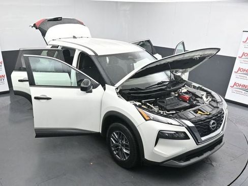 Used 2023 Nissan Rogue S image 44
