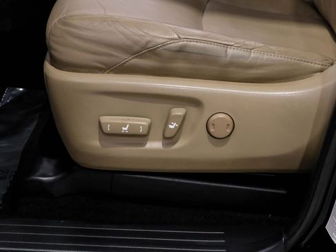 Used 2012 Toyota 4Runner Limited image 38