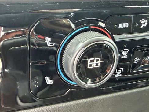 Certified 2022 Chevrolet Silverado 1500 RST image 27