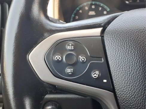 Used 2022 Chevrolet Colorado Z71 AWD/4WD image 25