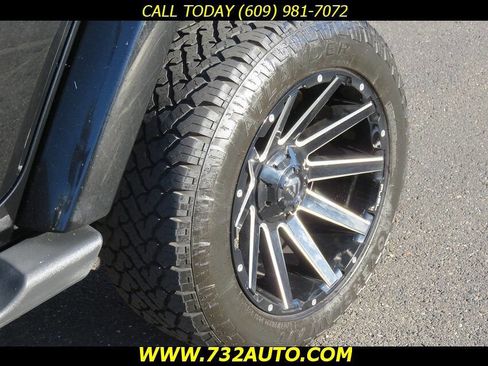 Used 2014 Jeep Wrangler Unlimited Sahara image 26