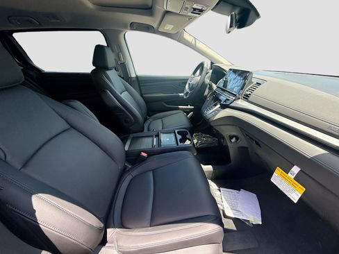 New 2026 Honda Odyssey EX-L image 23