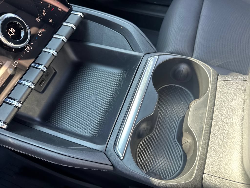 New 2027 GMC Terrain Elevation w/ Elevation Premium Package FWD image 18